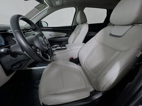 Used 2024 Hyundai Tucson Limited image 15