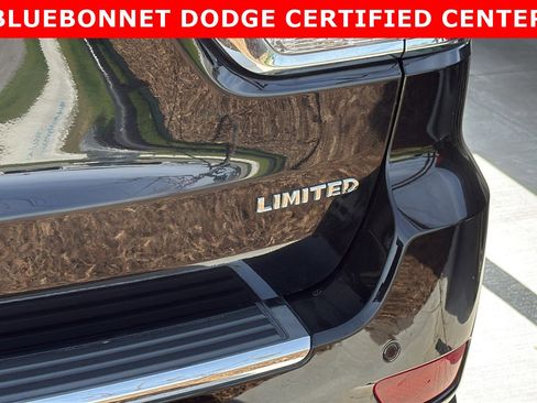 Used 2020 Jeep Grand Cherokee Limited w/ Trailer Tow Group IV image 8