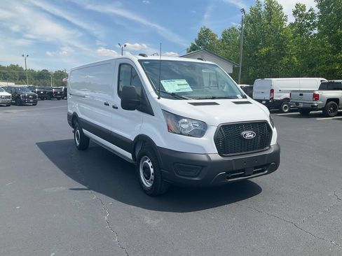 New 2026 Ford Transit 250 Low Roof RWD image 3