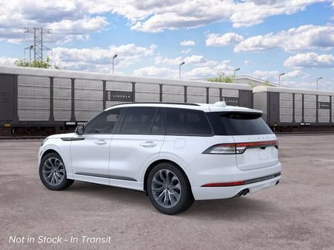 New 2026 Lincoln Aviator AWD w/ Jet Appearance Package image 4