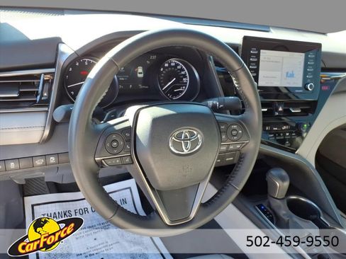 Used 2022 Toyota Camry SE image 21