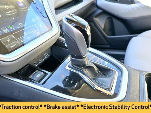 Used 2024 Subaru Legacy Premium image 9