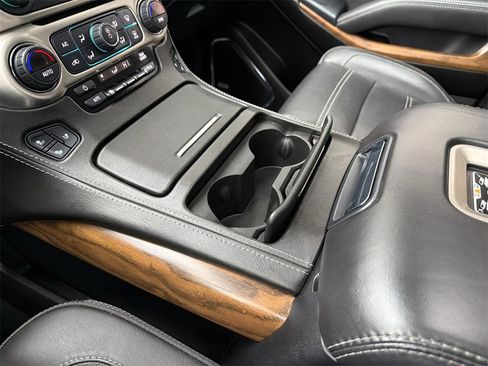 Used 2020 GMC Yukon XL Denali w/ Open Road Package image 37