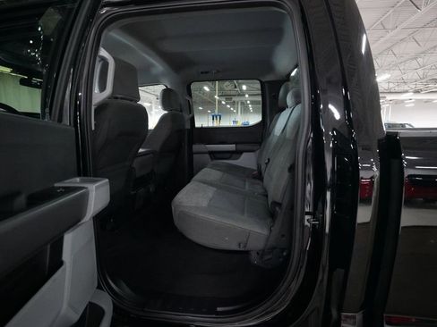 Used 2025 Ford F250 XLT AWD/4WD image 15