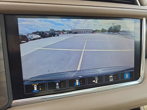 Used 2021 GMC Yukon Denali image 25