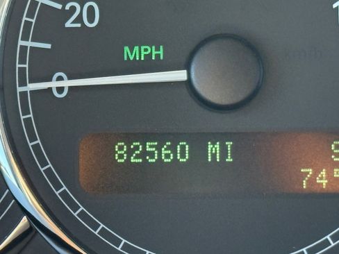 Used 2006 Buick LaCrosse CXL w/ Chrome Appearance Package image 15