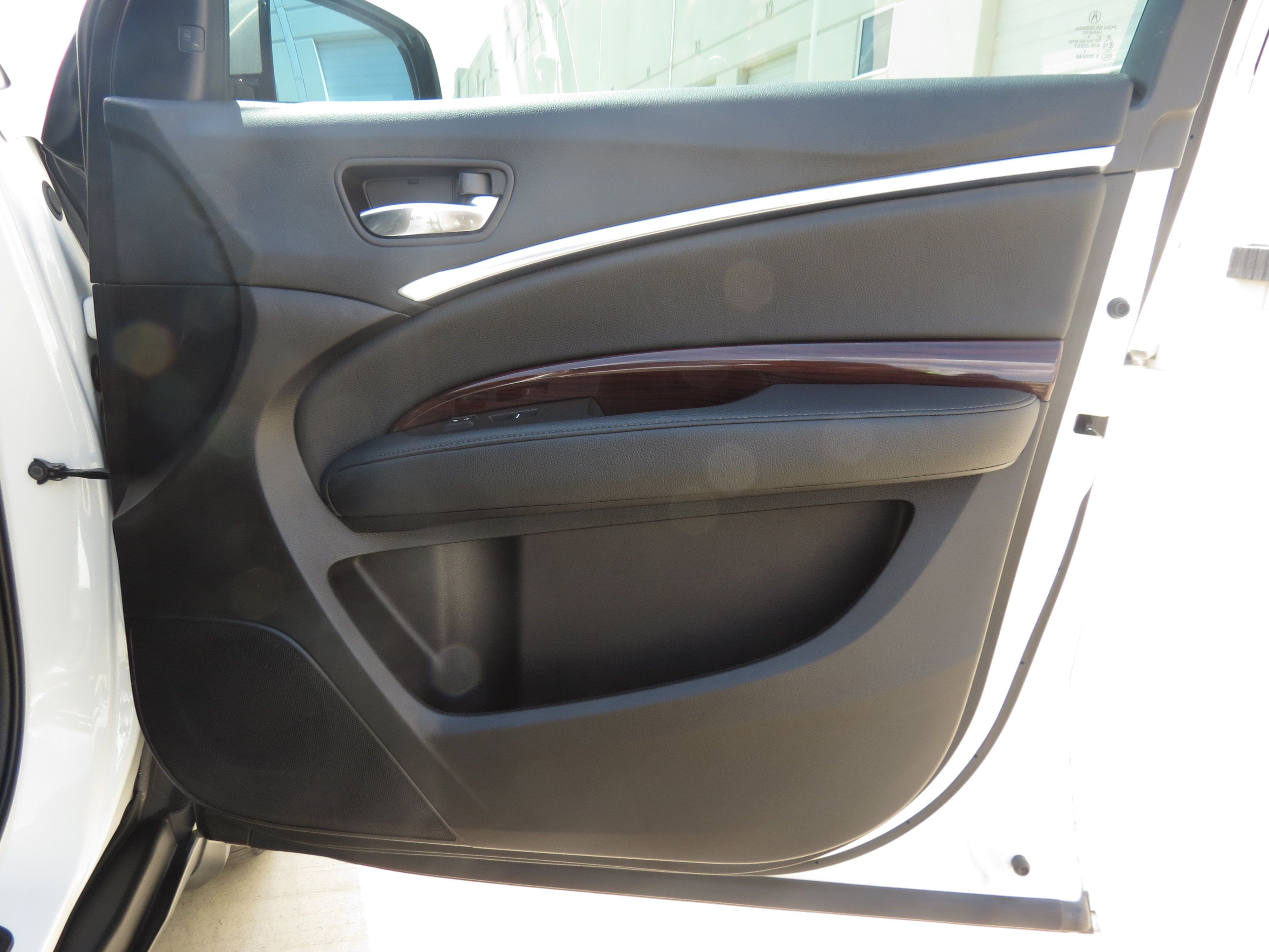 Used 2016 Acura MDX w/ Technology Package FWD image 30