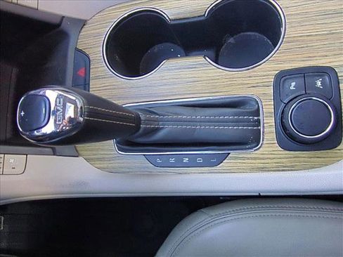 Used 2018 GMC Acadia Denali w/ Technology Package image 10