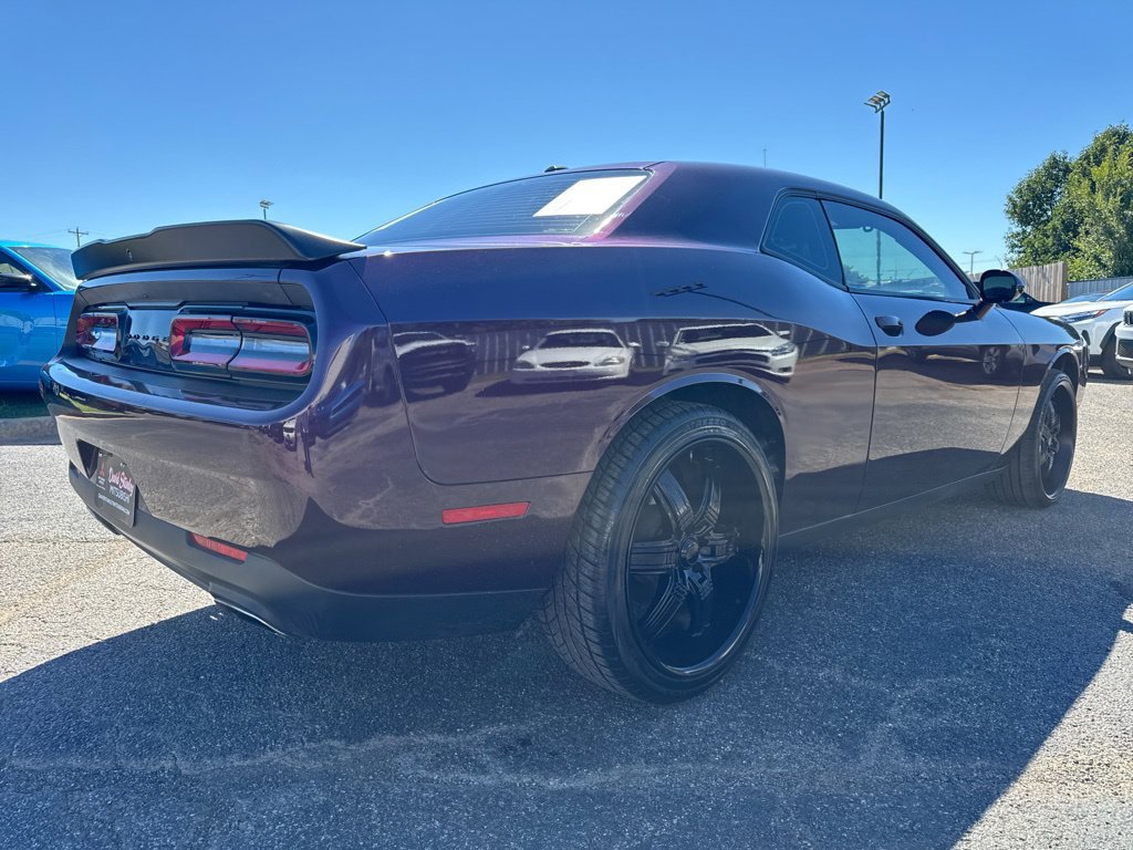 Used 2022 Dodge Challenger SXT w/ Blacktop Package RWD image 5