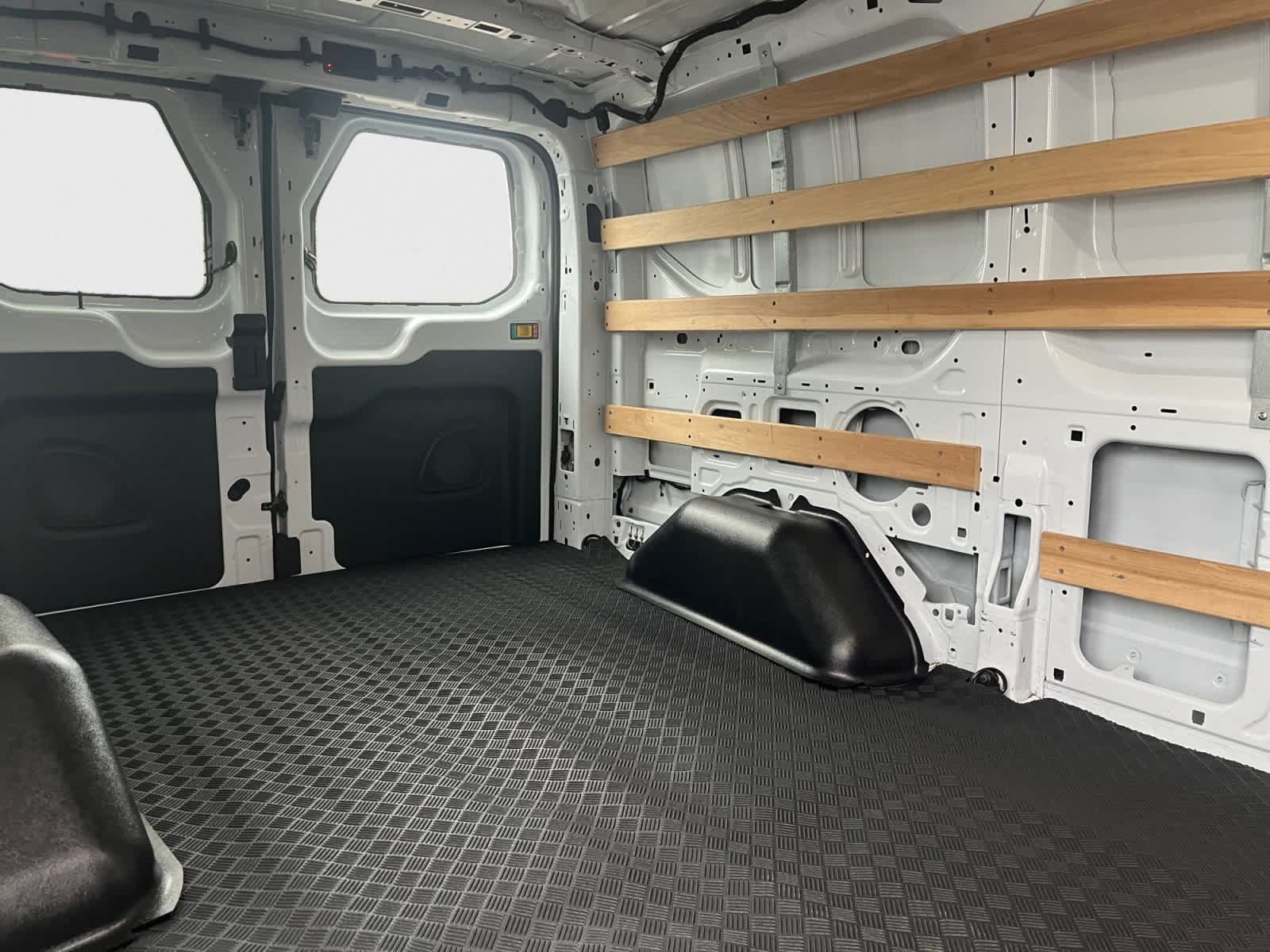 Used 2025 Ford Transit 250 Low Roof w/ Exterior Upgrade Package RWD image 18