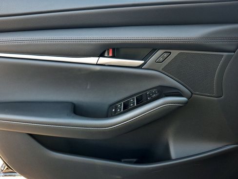 New 2026 MAZDA MAZDA3 2.5 S Sedan w/ Preferred Pkg image 9