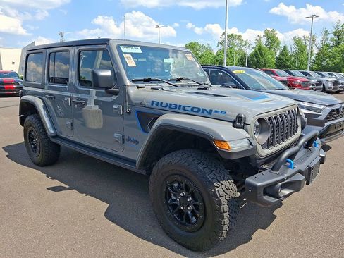 Used 2023 Jeep Wrangler Unlimited Rubicon 4xe AWD/4WD image 4