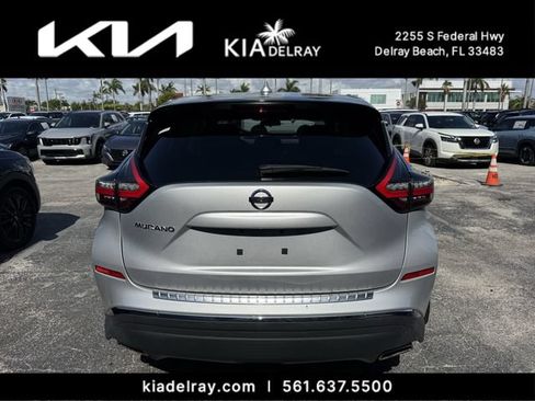 Used 2019 Nissan Murano S FWD image 4