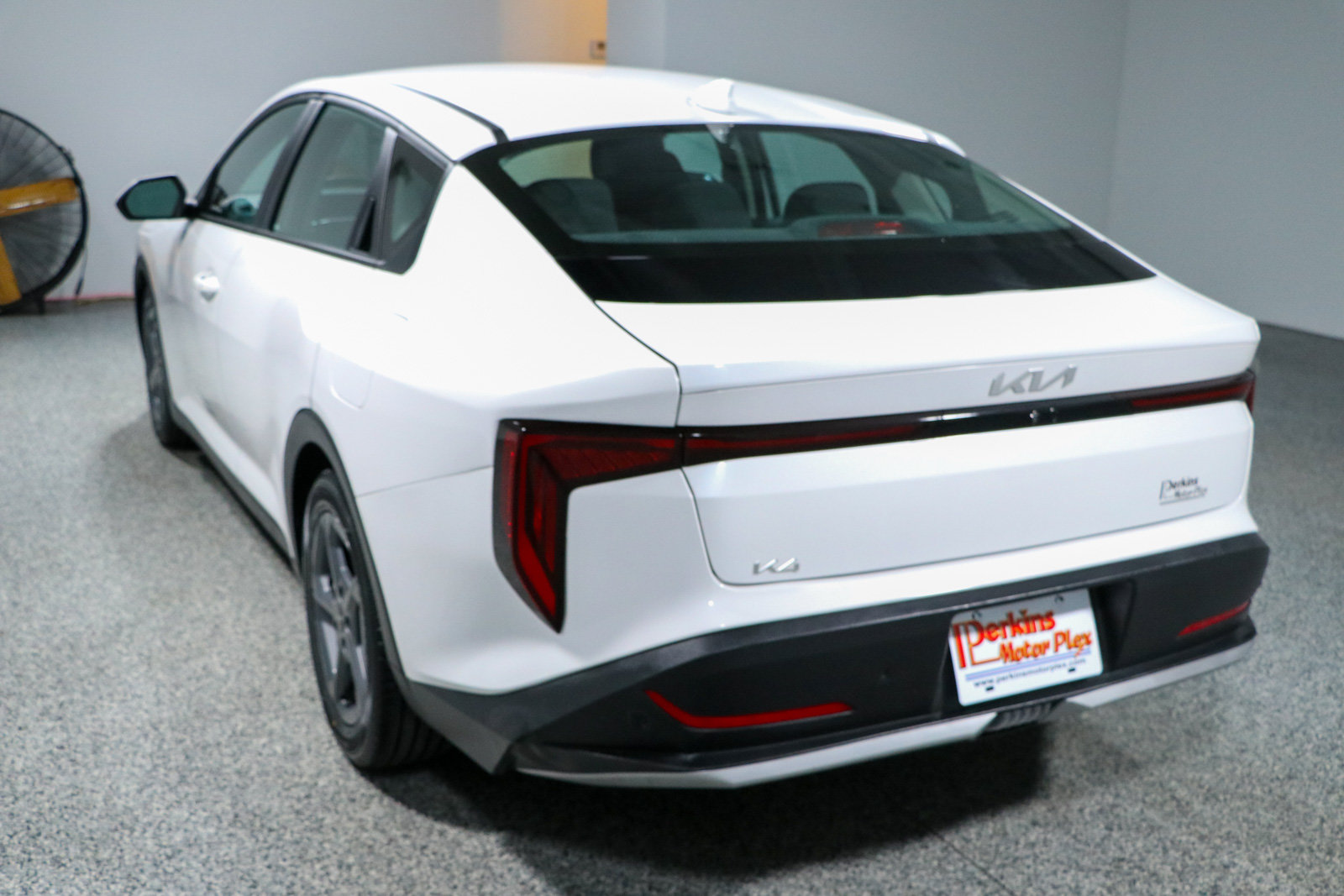 Used 2025 Kia K4 FWD image 9