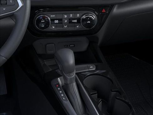 New 2026 Chevrolet Trax ACTIV w/ Sunroof Package FWD image 23