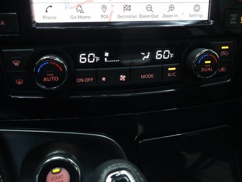 Used 2023 Nissan Maxima Platinum w/ Sport Mat Group FWD image 26
