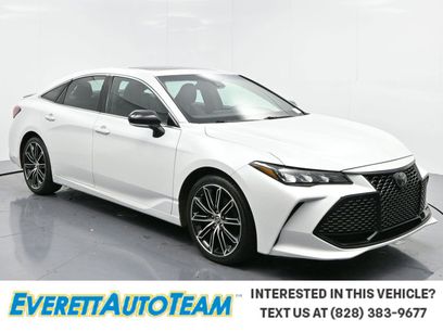 Used 2019 Toyota Avalon XSE