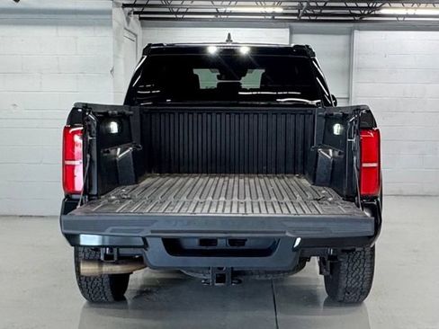 Used 2024 Toyota Tacoma TRD Off-Road AWD/4WD image 9