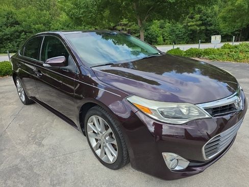 Used 2014 Toyota Avalon XLE Touring FWD image 7