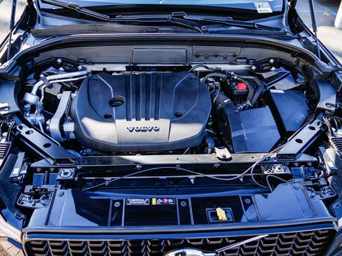 Used 2025 Volvo XC60 B5 Plus image 30