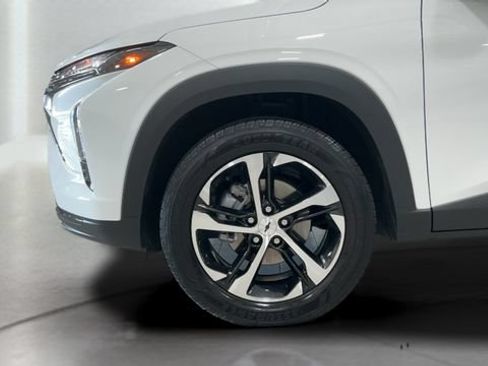 Used 2024 Chevrolet Trax RS w/ Driver Confidence Package FWD image 22