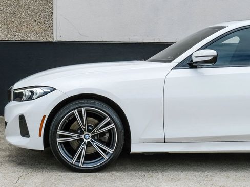 Used 2023 BMW 330i Sedan w/ Convenience Package RWD image 16