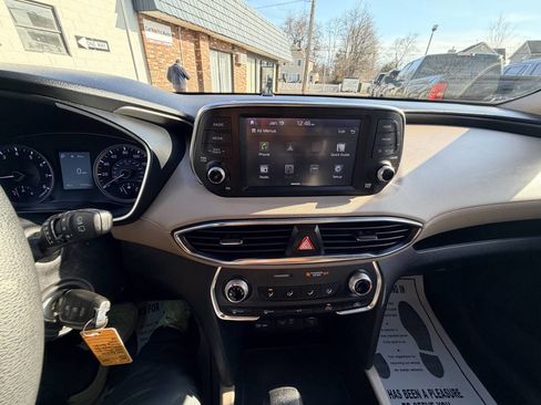 Used 2020 Hyundai Santa Fe SE w/ Cargo Package image 53