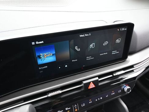 Used 2026 Kia Sportage EX w/ EX Panorama Roof Package image 35