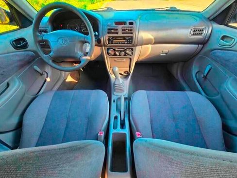 Used 1999 Toyota Corolla LE image 12