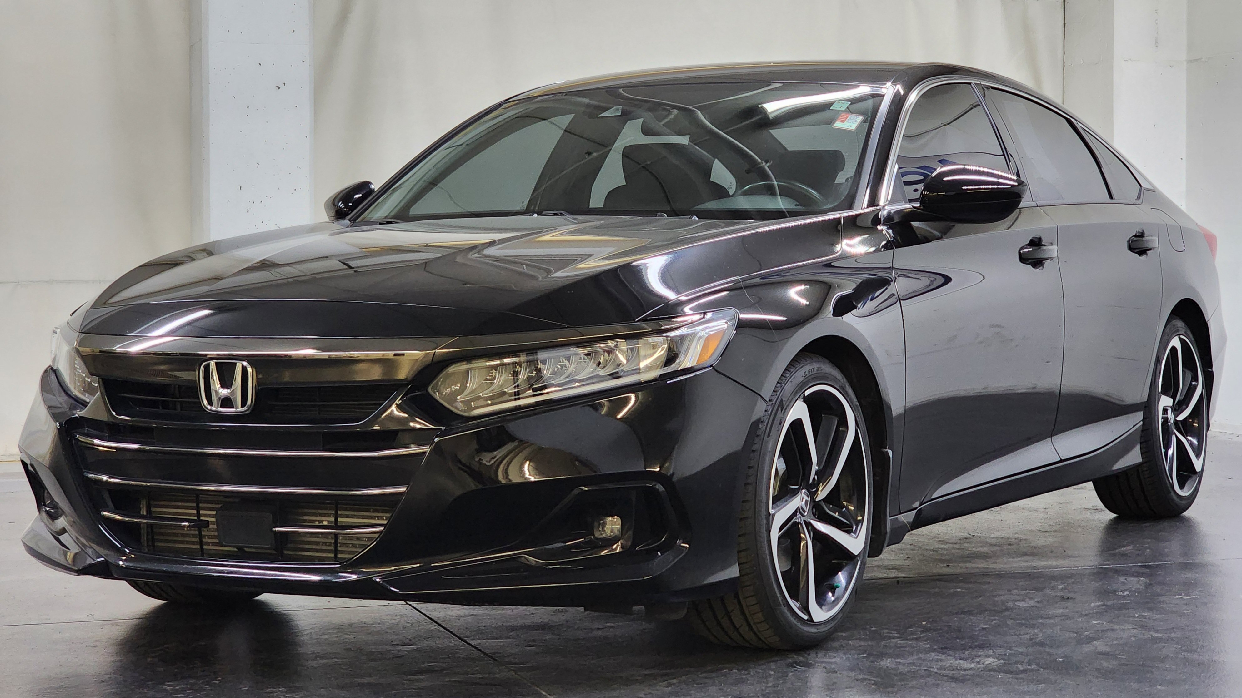 Used 2022 Honda Accord Sport image 11