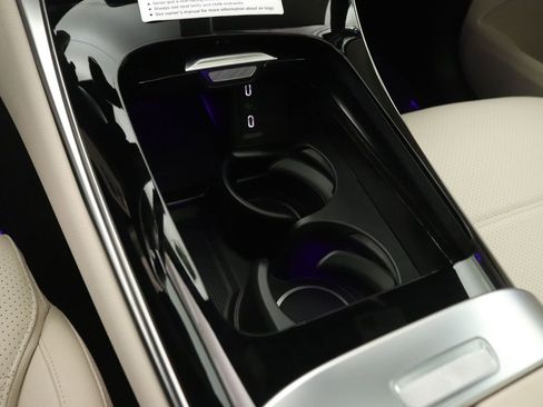 New 2026 Mercedes-Benz GLC 300 image 7