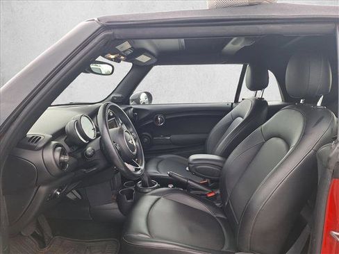 Used 2017 MINI Cooper Cooper image 10