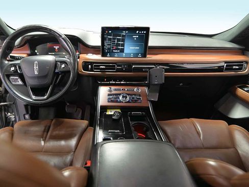 Used 2021 Lincoln Aviator Reserve w/ Equipment Group 201A image 13