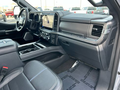 Certified 2025 Ford F350 Platinum image 19