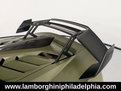 Used 2023 Lamborghini Huracan STO RWD image 47