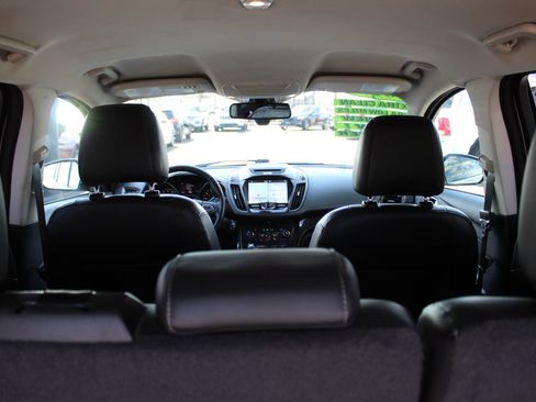 Used 2017 Ford Escape Titanium FWD image 24