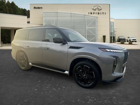 New 2026 INFINITI QX80 4WD image 3