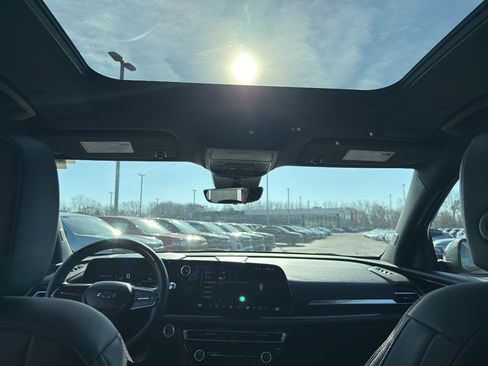 Certified 2024 Chevrolet Traverse RS w/ LPO, Floor Liner Package image 29