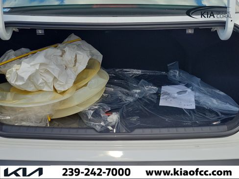 New 2025 Kia K4 EX FWD image 11