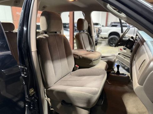 Used 2005 Dodge Ram 2500 Truck SLT image 23