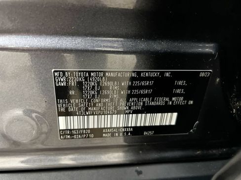 Used 2023 Toyota RAV4 LE AWD/4WD image 28