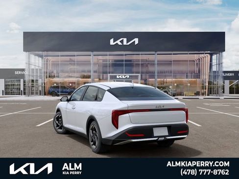 New 2026 Kia K4 EX FWD image 4