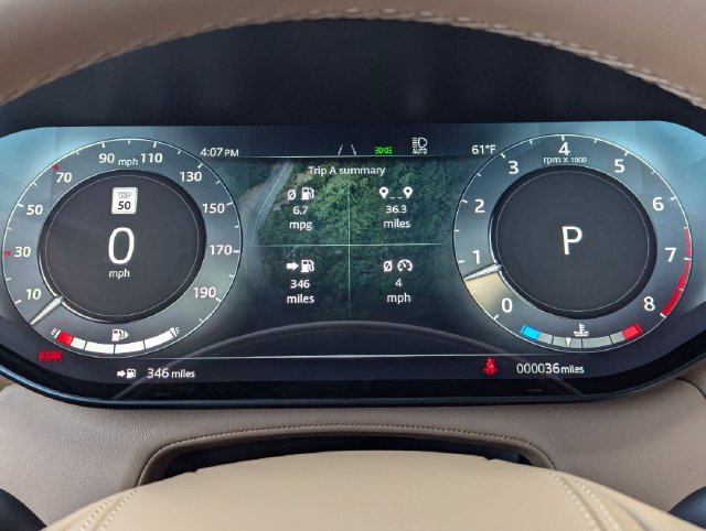Certified 2025 Land Rover Range Rover SV AWD/4WD image 8