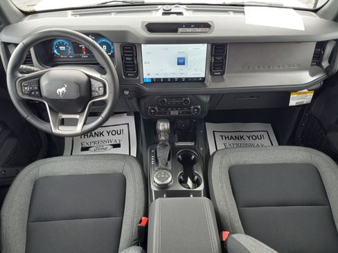 Used 2025 Ford Bronco Big Bend image 16