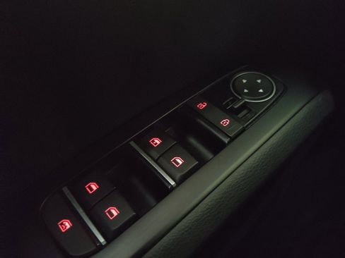 Used 2021 Kia Soul LX FWD image 27