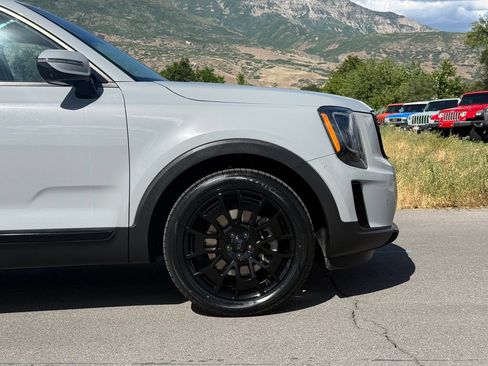 Used 2021 Kia Telluride SX w/ SX Prestige Package AWD/4WD image 6