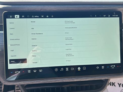Used 2024 Rivian R1S Adventure AWD/4WD image 30