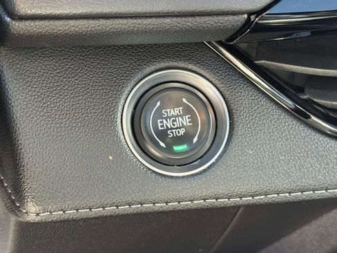 Used 2025 Buick Enclave Avenir w/ Super Cruise Package image 23