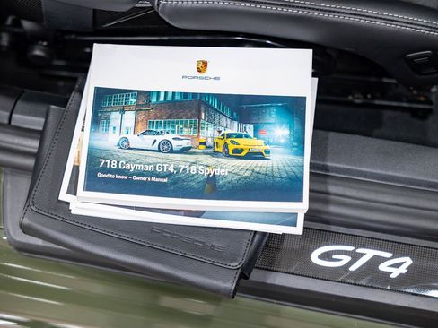 Used 2021 Porsche 718 Cayman GT4 RWD image 16
