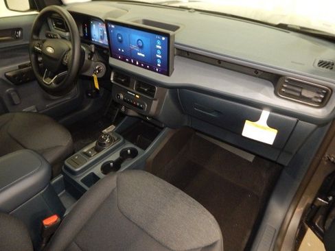 New 2025 Ford Maverick XL image 19